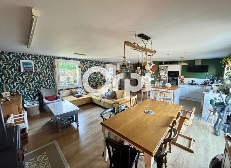 Maison - 110 m² - 4 pièces