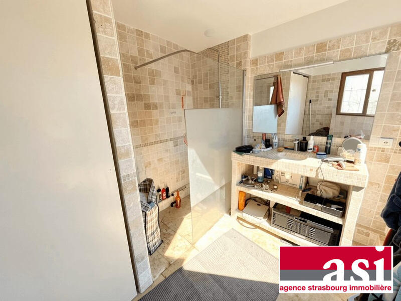 Maison traditionnelle - 117 m² - 4 pièces