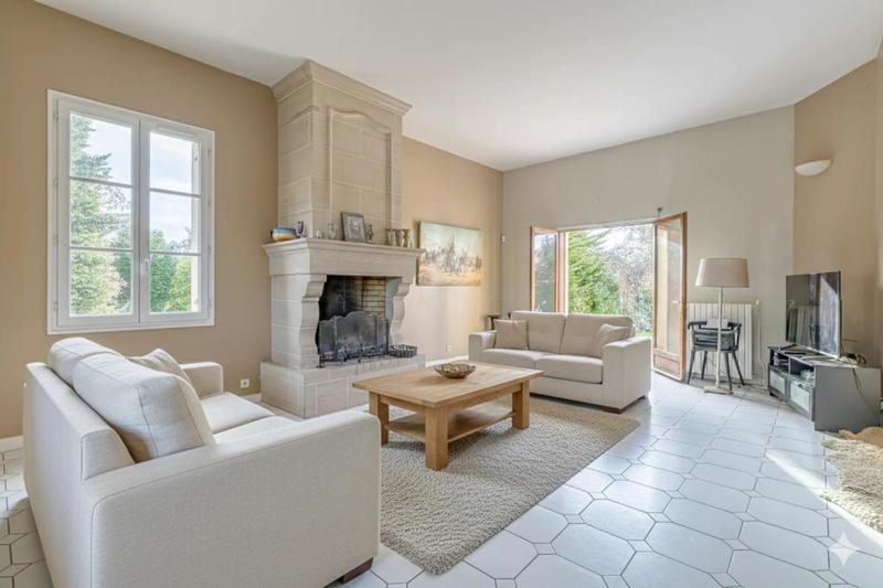 Maison d'architecte - 230 m² - 10 pièces