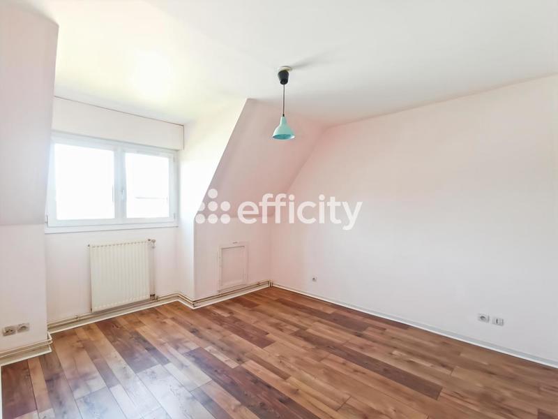 Pavillon - 99 m² - 5 pièces