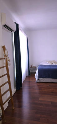 Maison - 220 m² - 6 pièces