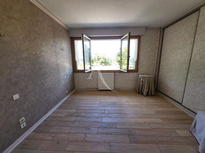 Maison - 133 m² - 8 pièces