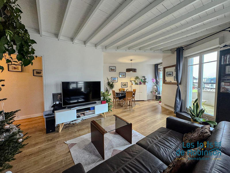 Appartement - 91 m² - 5 pièces