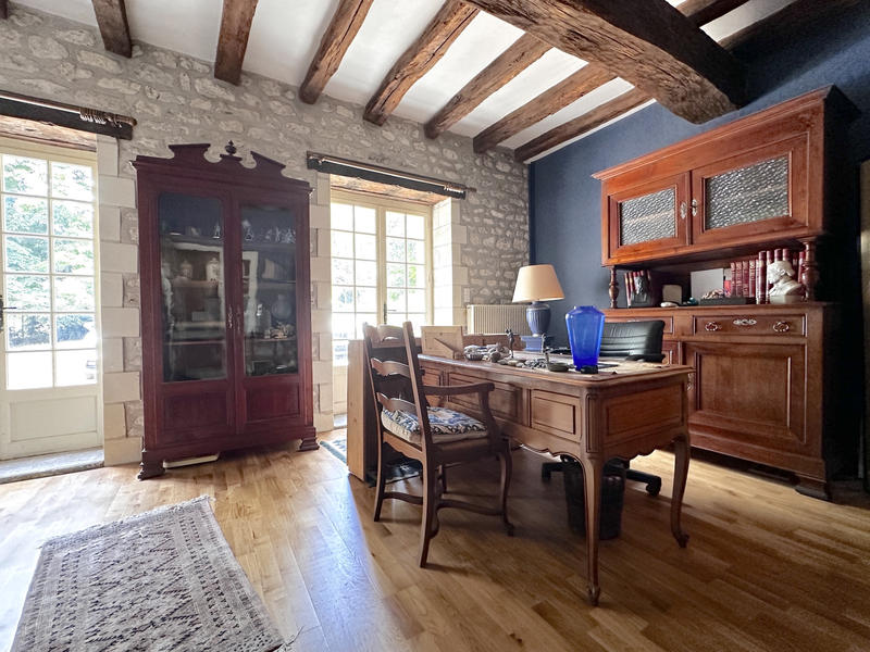 Château - 430 m² - 12 pièces