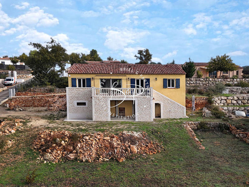 Maison - 117 m² - 5 pièces