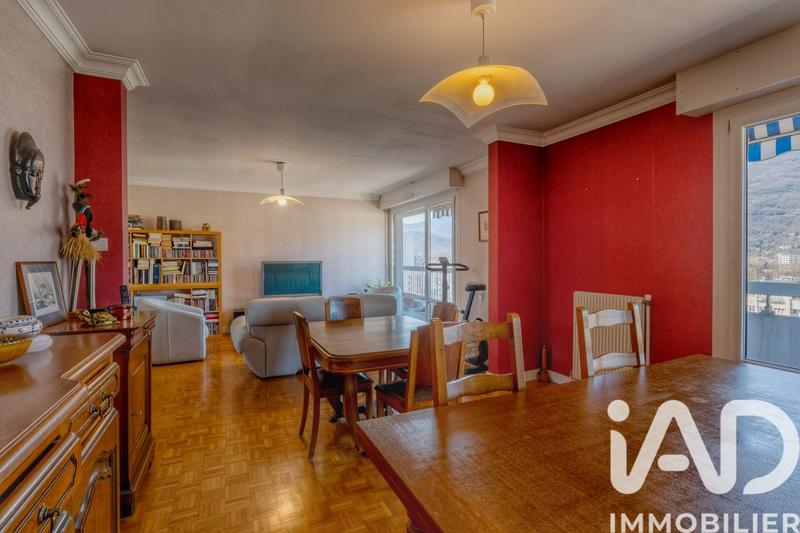 Appartement - 123 m² - 7 pièces