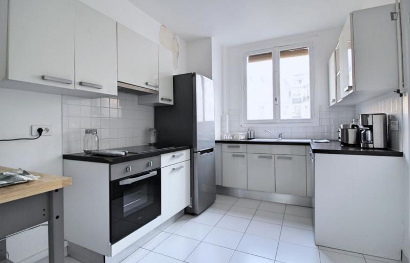 Chambre - 11 m² - 4 pièces