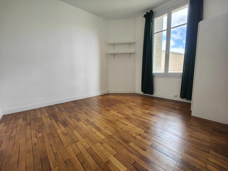 Maison traditionnelle - 190 m² - 10 pièces