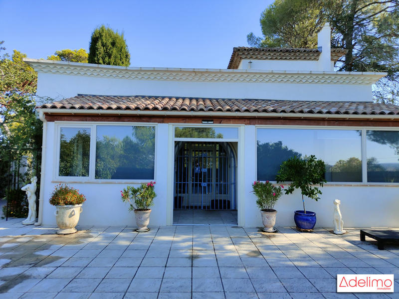 Villa - 170 m² - 5 pièces