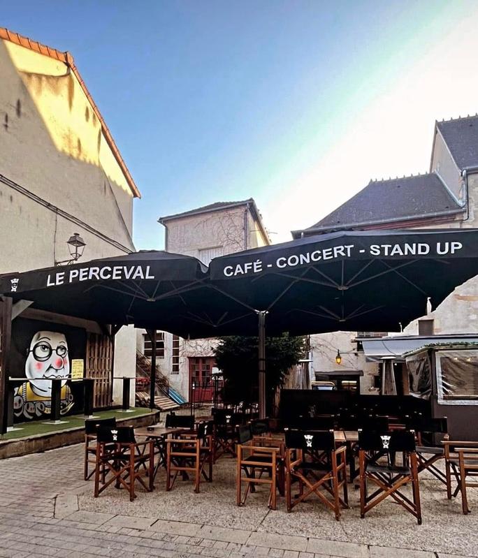 Fonds de commerce - Hôtellerie / Restauration - 150 m²