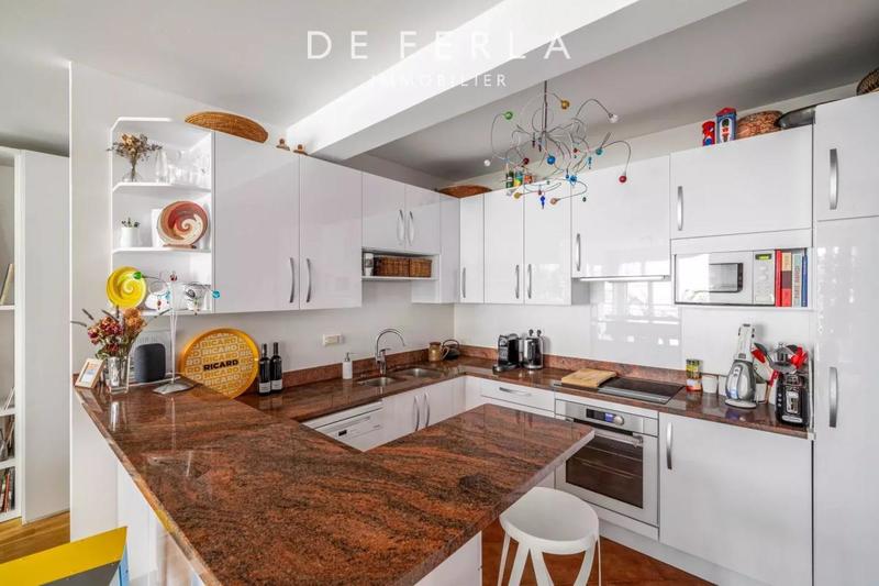 Appartement - 133 m² - 6 pièces