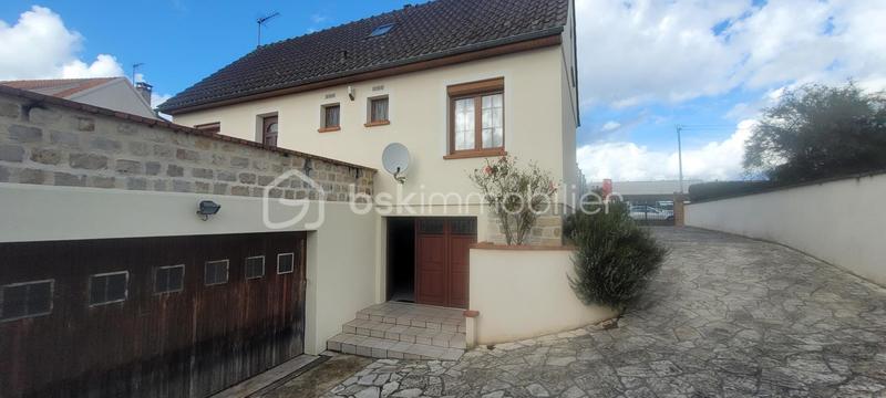 Maison - 140 m² - 7 pièces