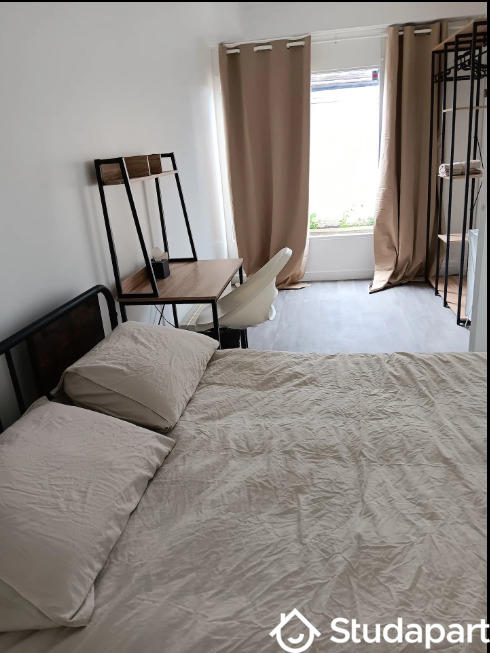 Chambre - 10 m² - 1 pièce