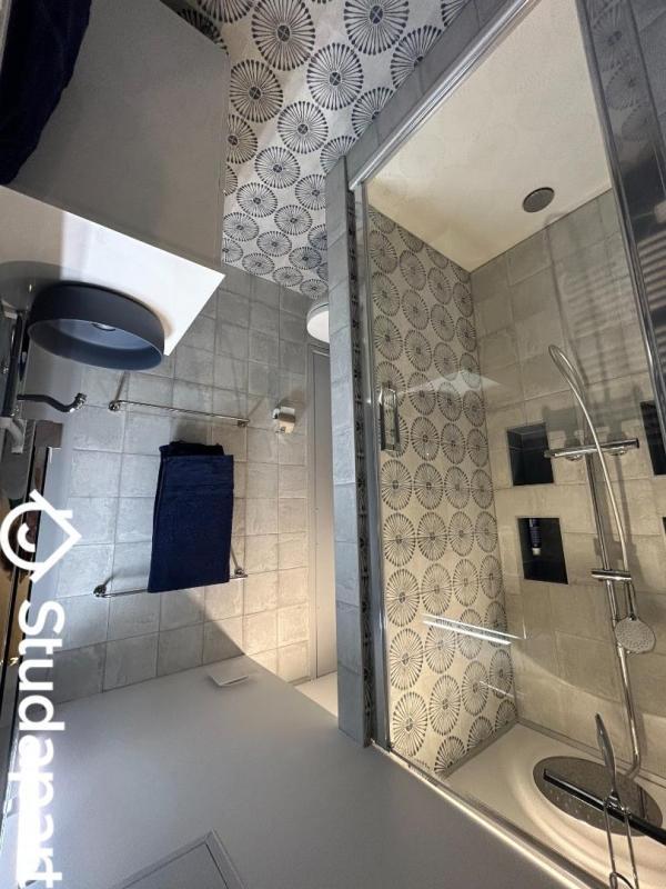 Chambre - 15 m² - 1 pièce