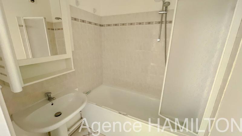 Appartement - 79 m² - 4 pièces