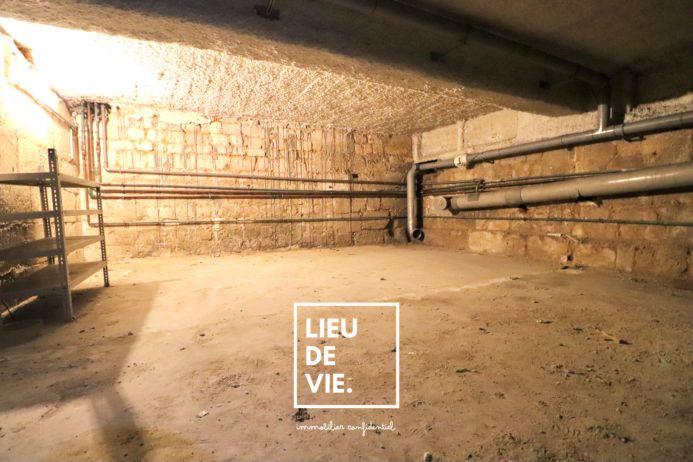 Bureau - 175 m² - 6 pièces