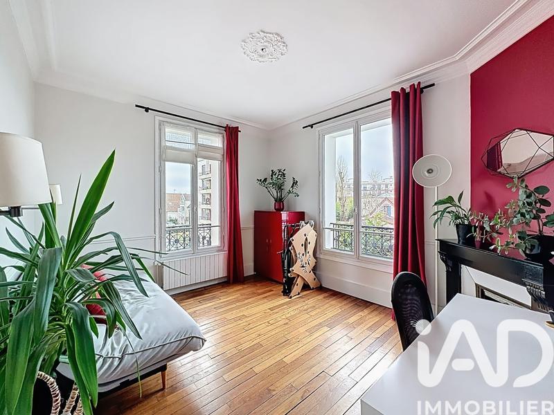 Maison - 233 m² - 8 pièces