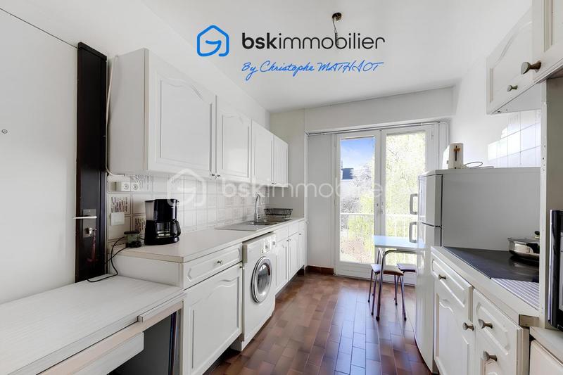 Appartement - 149 m² - 7 pièces