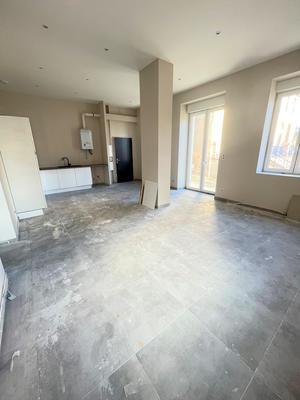 Appartement - 87 m² - 5 pièces