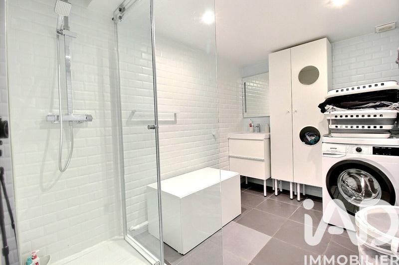 Appartement - 199 m² - 5 pièces