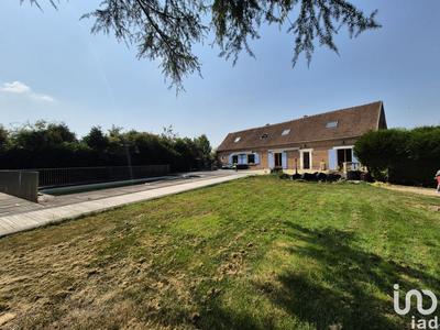 Maison - 267 m² - 7 pièces