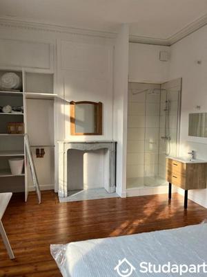 Chambre - 15 m² - 1 pièce