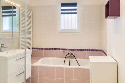 Maison - 162 m² - 8 pièces