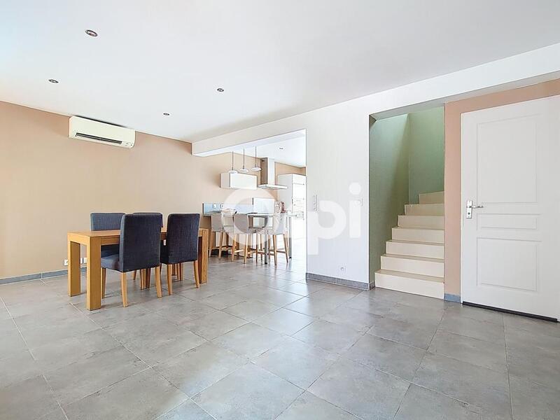 Maison - 153 m² - 5 pièces