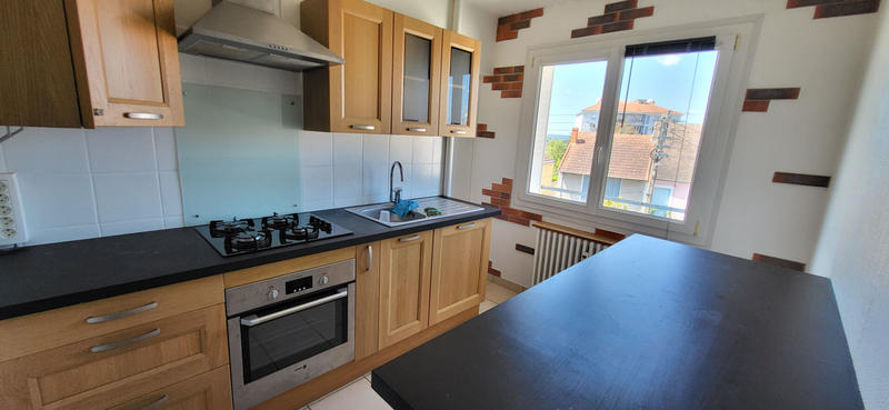 Appartement - 60 m² - 3 pièces