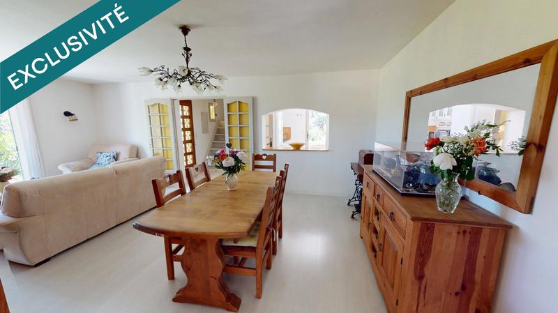 Maison - 98 m² - 5 pièces