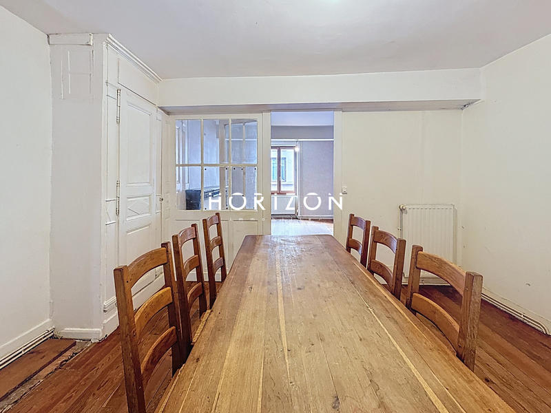 Maison ancienne - 170 m² - 255 pièces