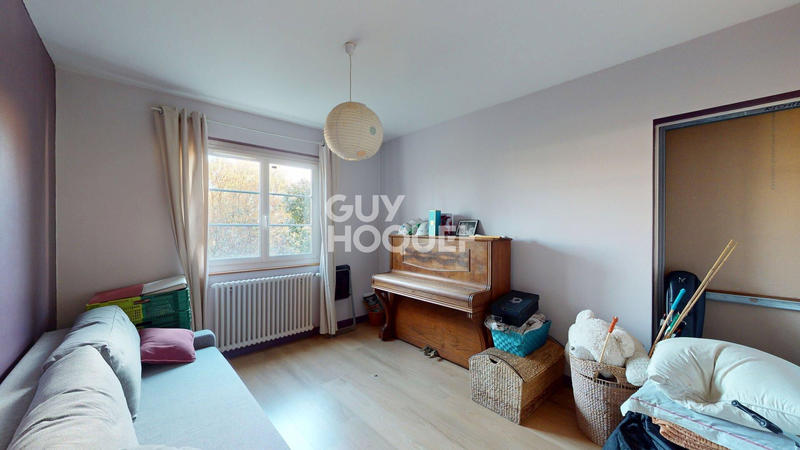 Maison - 226 m² - 9 pièces