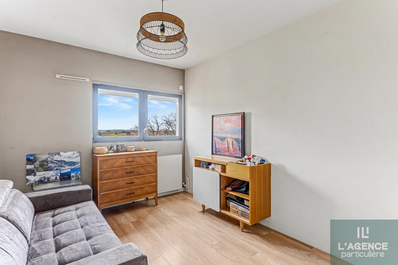 Appartement - 99 m² - 3 pièces