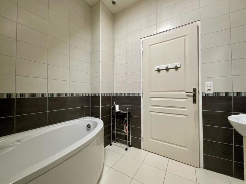 Maison traditionnelle - 160 m² - 5 pièces