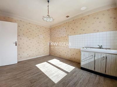 Maison - 93 m² - 4 pièces