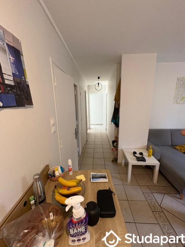 Chambre - 10 m² - 1 pièce