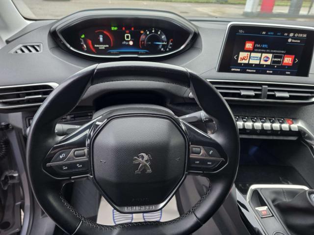 Peugeot 3008 Puretech 130ch s&amp;S Bvm6 Allure