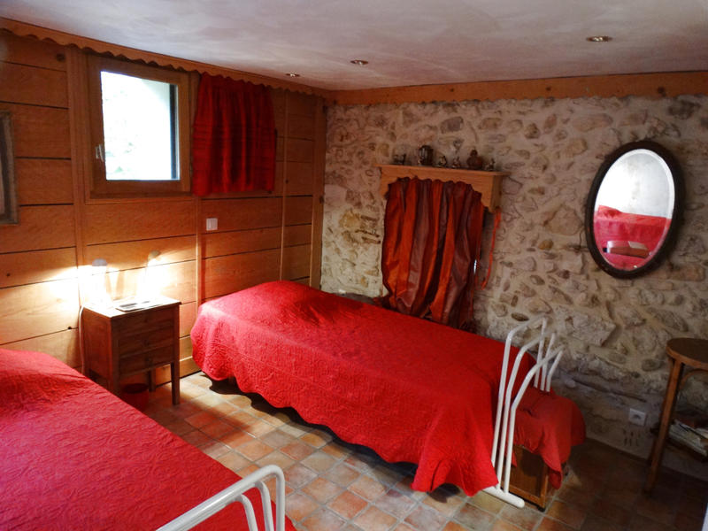 Mas - 230 m² - 13 pièces