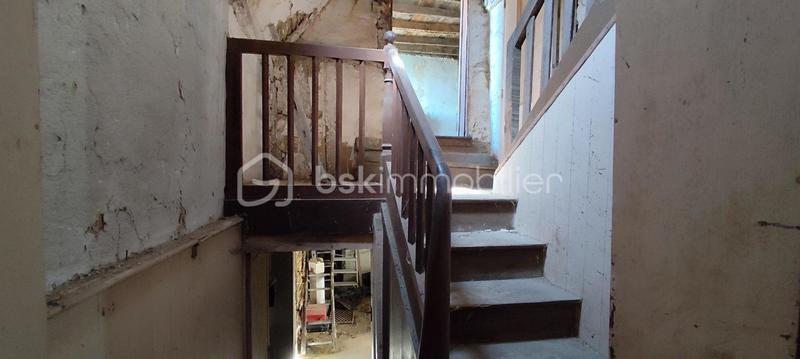 Maison - 260 m² - 12 pièces