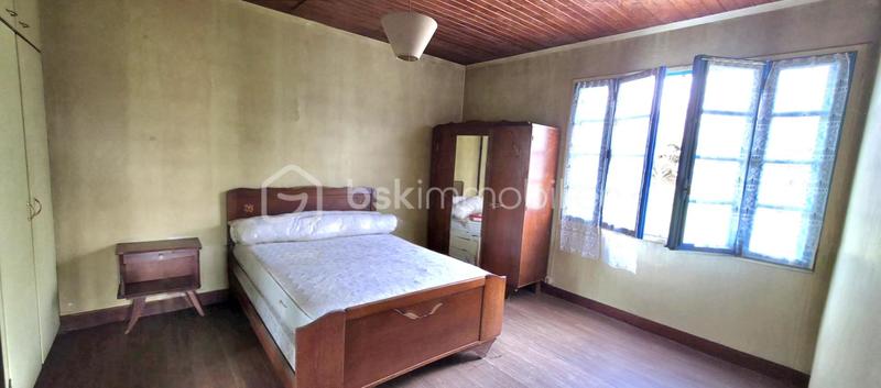 Maison - 210 m² - 4 pièces