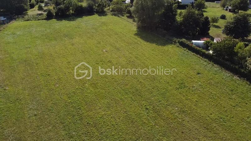 Terrain - 2 704 m²