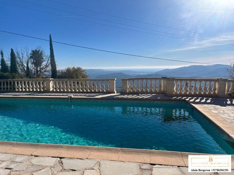 Villa - 194 m² - 5 pièces