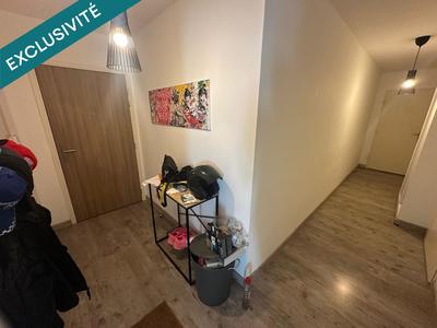 Appartement - 80 m² - 4 pièces
