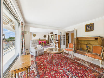 Appartement - 161 m² - 5 pièces