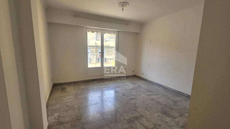 Appartement - 97 m² - 4 pièces