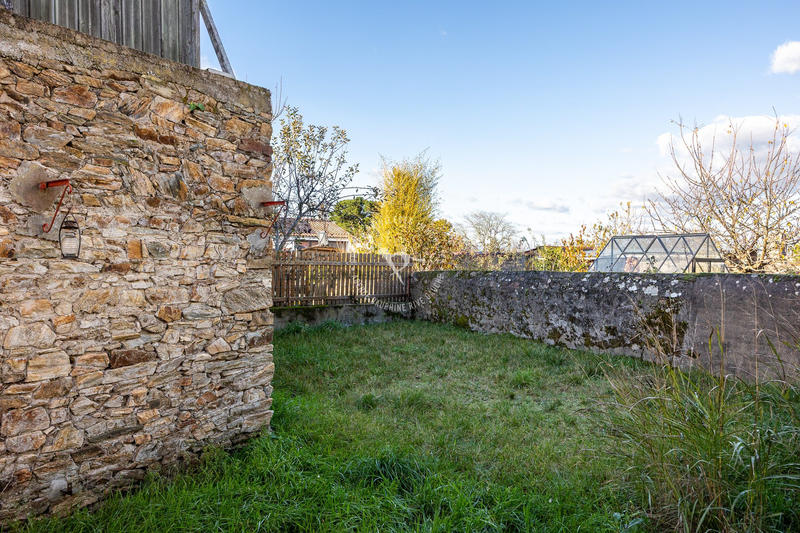 Maison ancienne - 193 m² - 9 pièces