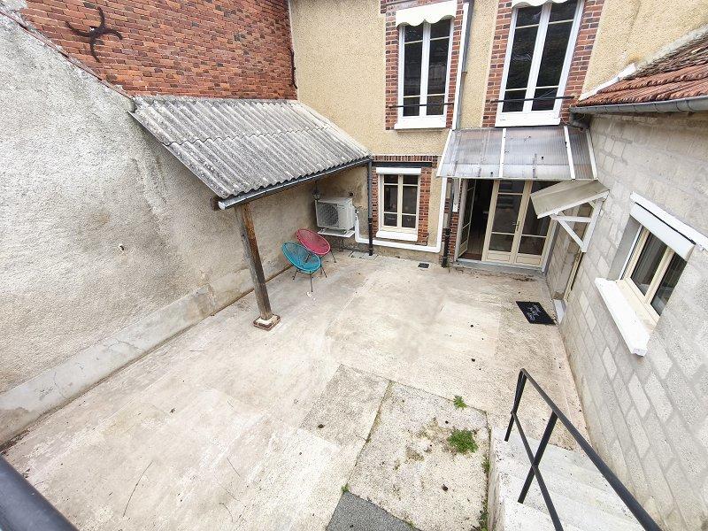 Maison - 197 m² - 6 pièces