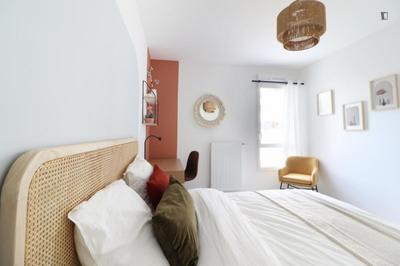 Chambre - 13 m² - 5 pièces