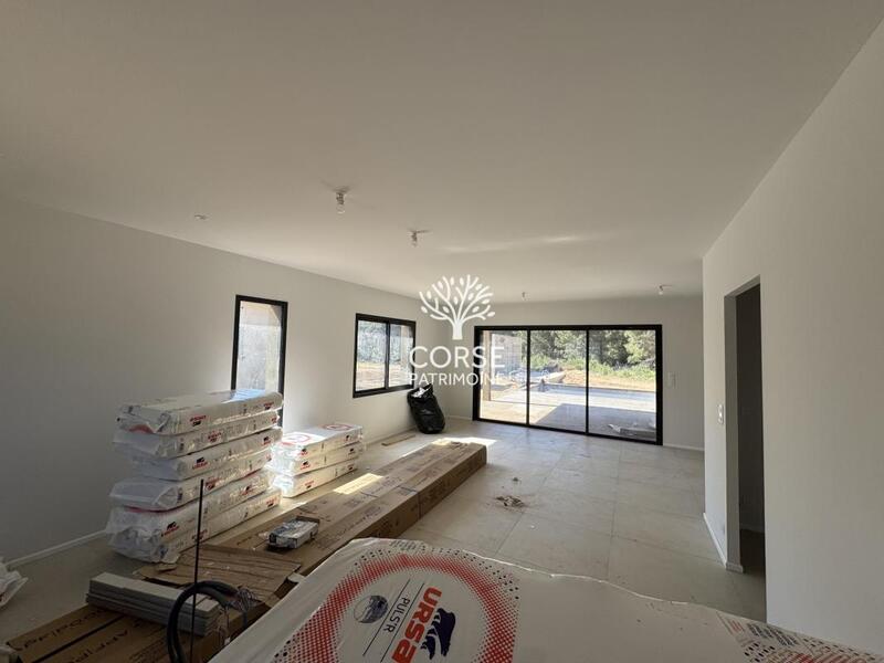 Villa - 96 m² - 4 pièces