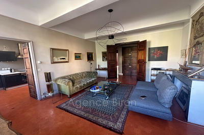 Appartement - 85 m² - 3 pièces